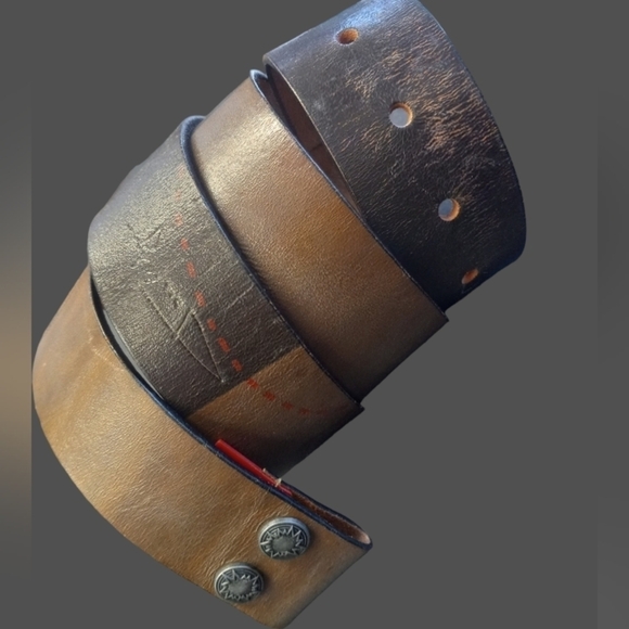 Jonathan Wye LLC Leather Comic Belt - Picture 2 of 6